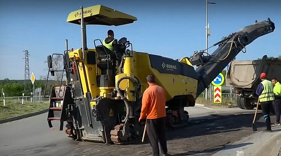 Започна ремонт на 200-метров участък от пътя Русе - Бяла